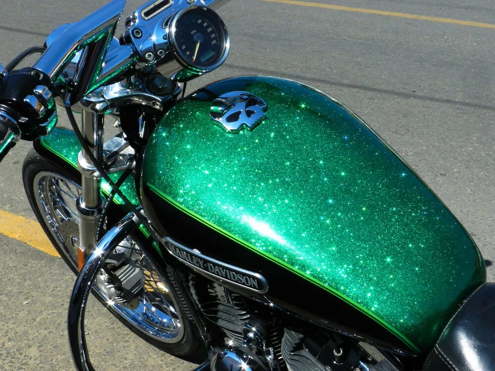 Мотоцикл Урал зеленый металлик. Emerald Green Metallic краска. Краска Кэнди изумруд. Зеленый Кэнди с флейками. Урал зеленого цвета