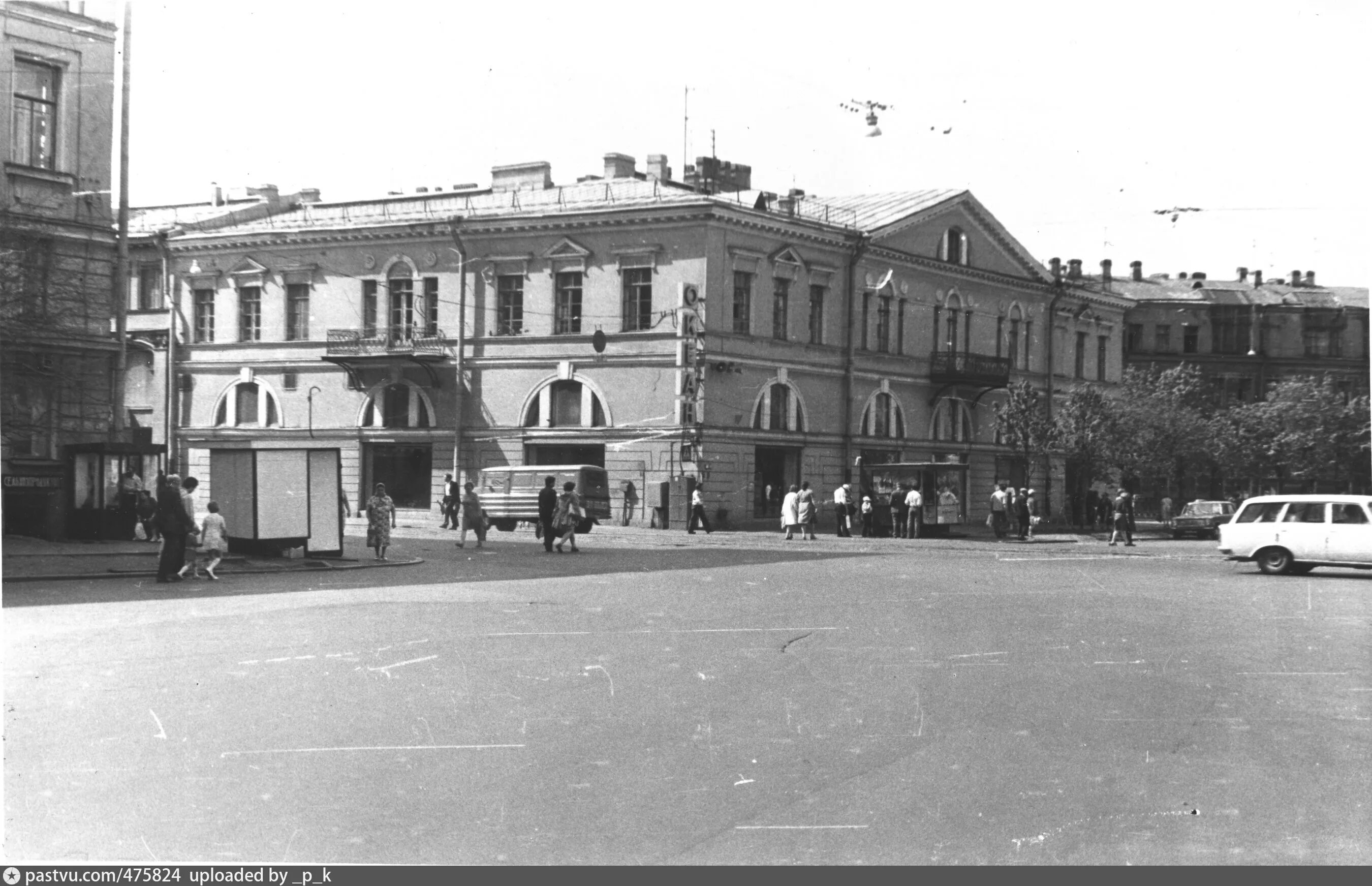 Образование улицы садовой. Магазин океан Сенная площадь. Сенной 1959. Улица Садовая Петрозаводск. Садовая улица, 90.