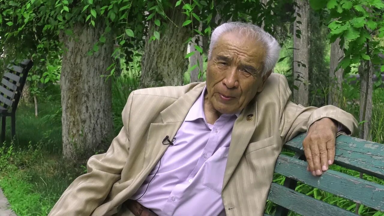 Эркин. Эркин бозоров. Эркин даре. Эркин вахидов поэт. Эркин даре.