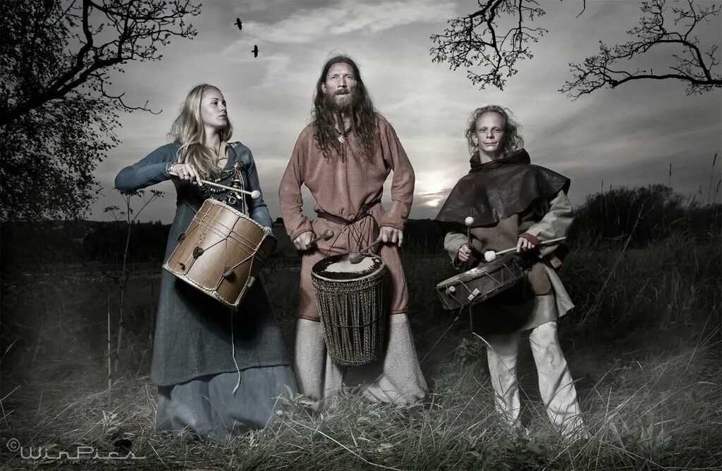 Zergananda группа. Фолк группа американская. Фолк рок группы. Группа летеница. Фолк группа американская.