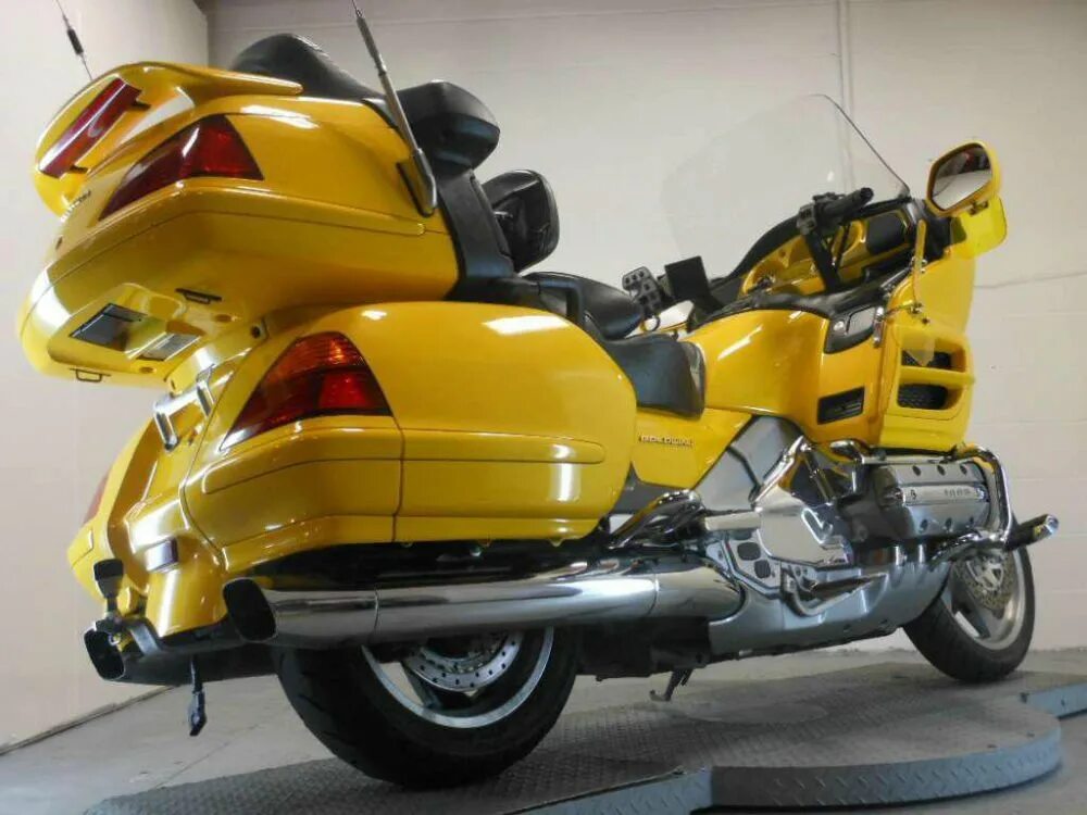 Honda Gold Wing 1800. Honda Goldwing 1800 2001. Honda Gold Wing 2001. Honda Gold Wing.