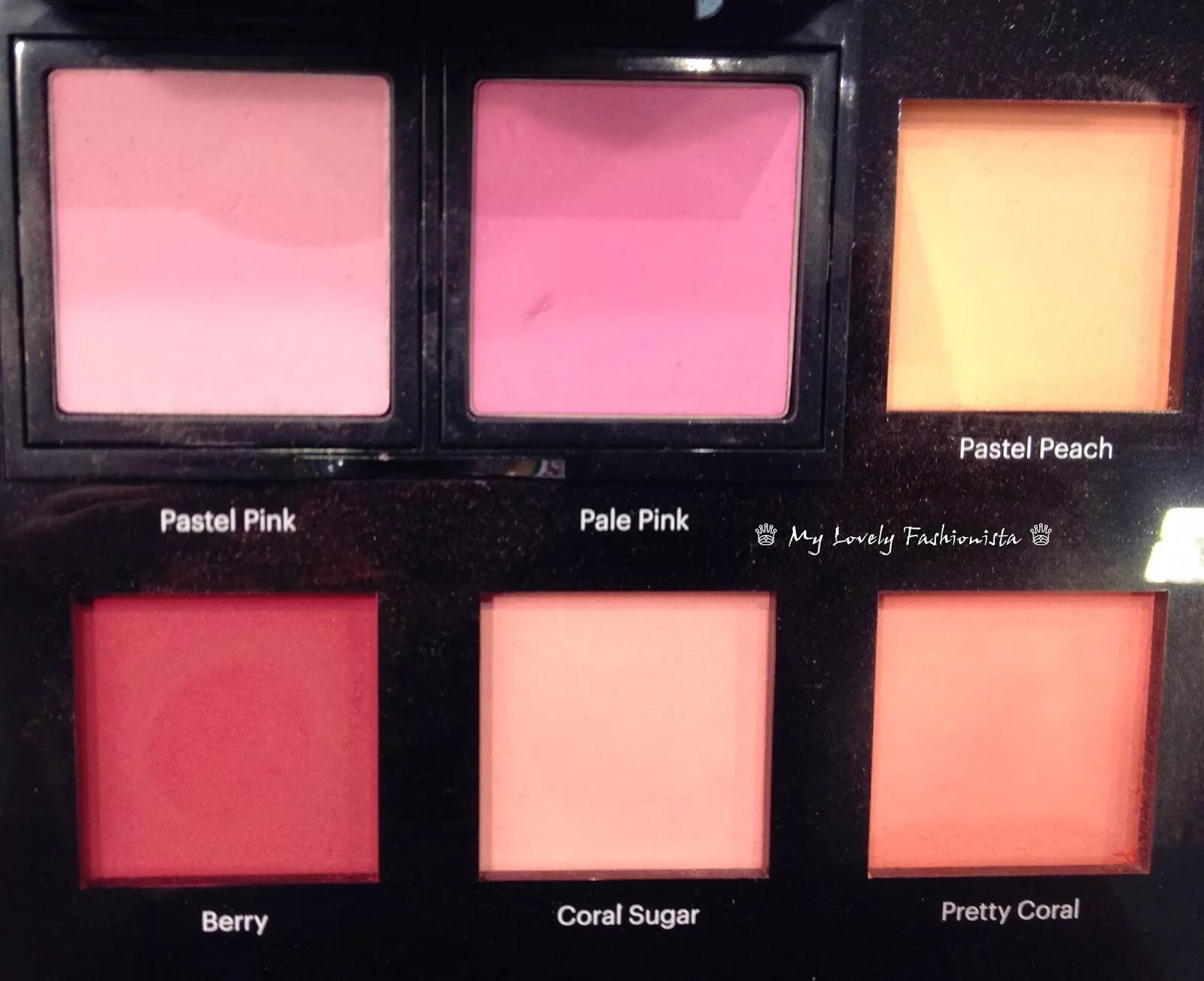 Blush brown. Румяна Бобби Браун Apricot. Bobbi Brown pretty Coral румяна. Bobbi Brown blush румяна | Apricot. Румяна Bobbi Brown pale Nectar.