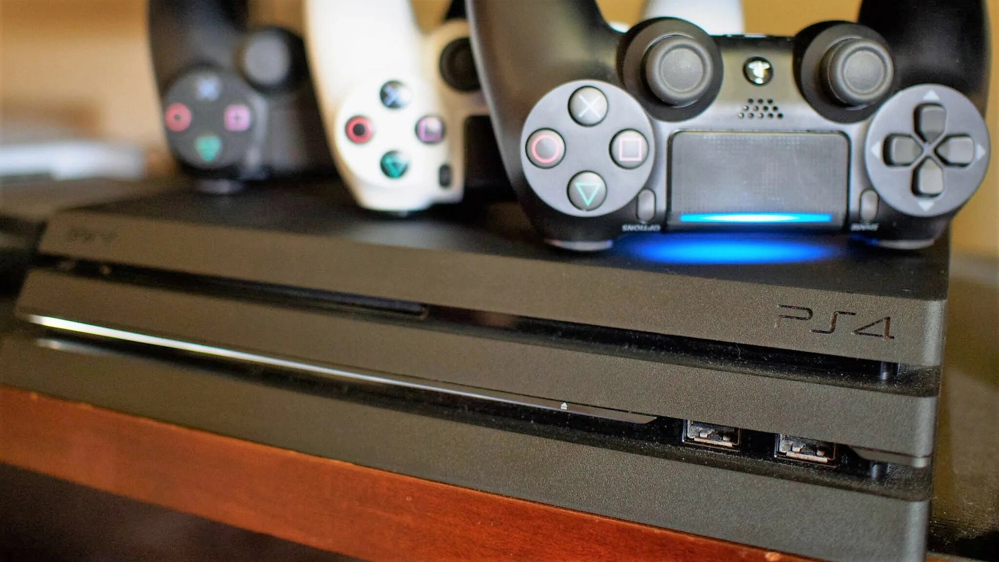 Sony playstation помощь. Игровой сони плейстейшен. Сони плейстейшен 5. Сони плейстейшен 5 и сони плейстейшен 4 про. Сони плейстейшен 4 2021.