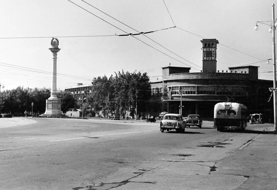 Старая душанбе. СССР Сталинабад. Душанбе Сталинабад 1960г. Сталинабад Таджикистан. СССР Душанбе Таджикистан.