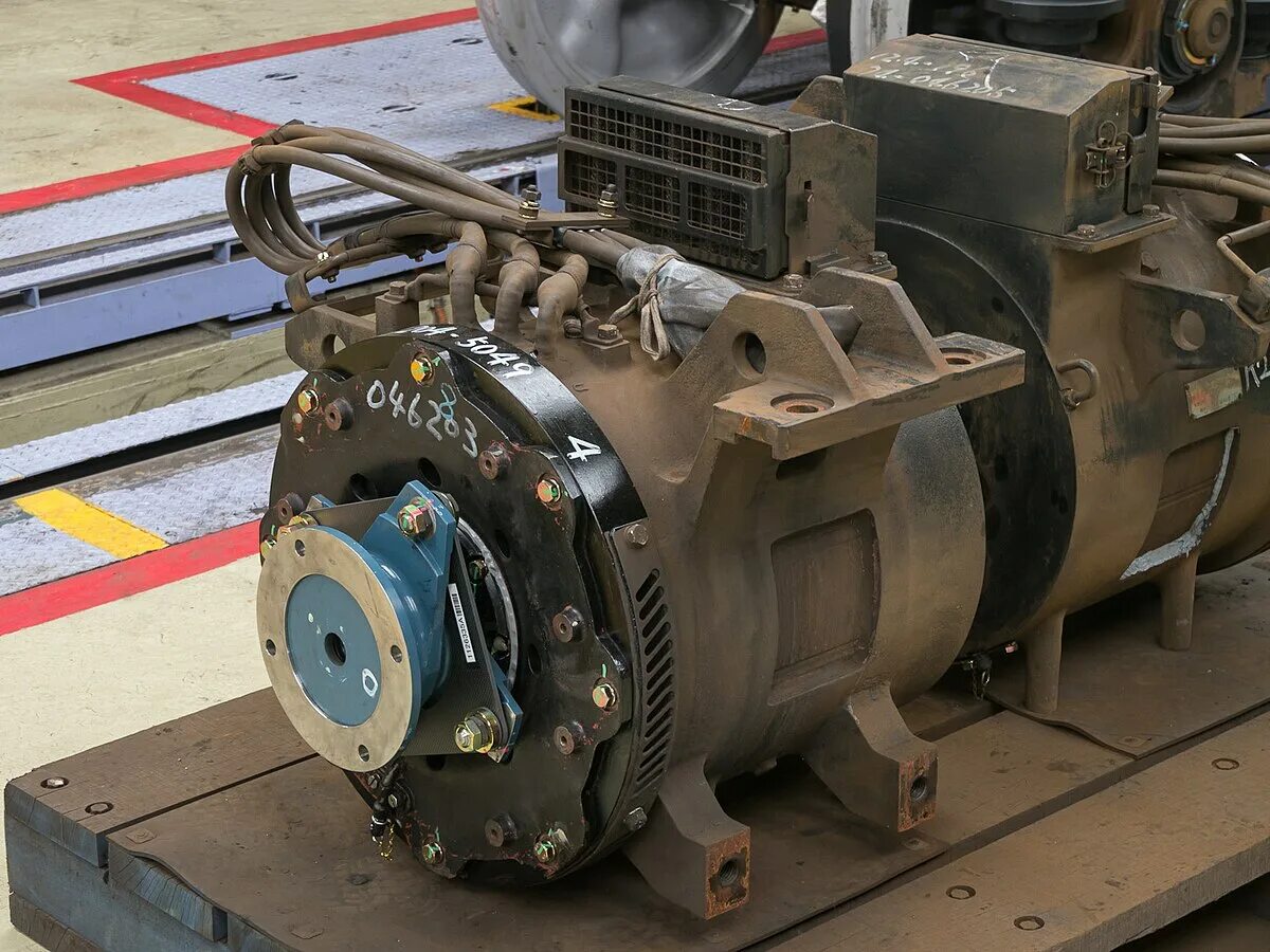 Тяговый электродвигатель ДТА-1100. Эд 125б тяговый электродвигатель. Тяговый электродвигатель EVD 40. Тяговый электродвигатель ДТ-51.