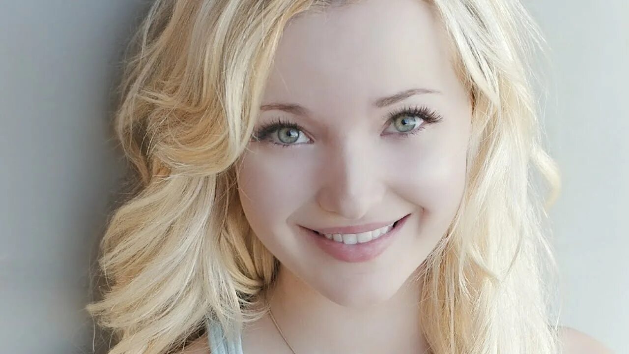 Blonde lucy. Blonde lucy. Only-opaques annie. Блондинка гламур дива. Lucie jantacova.