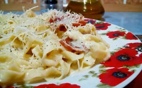 Паста с беконом и чесноком