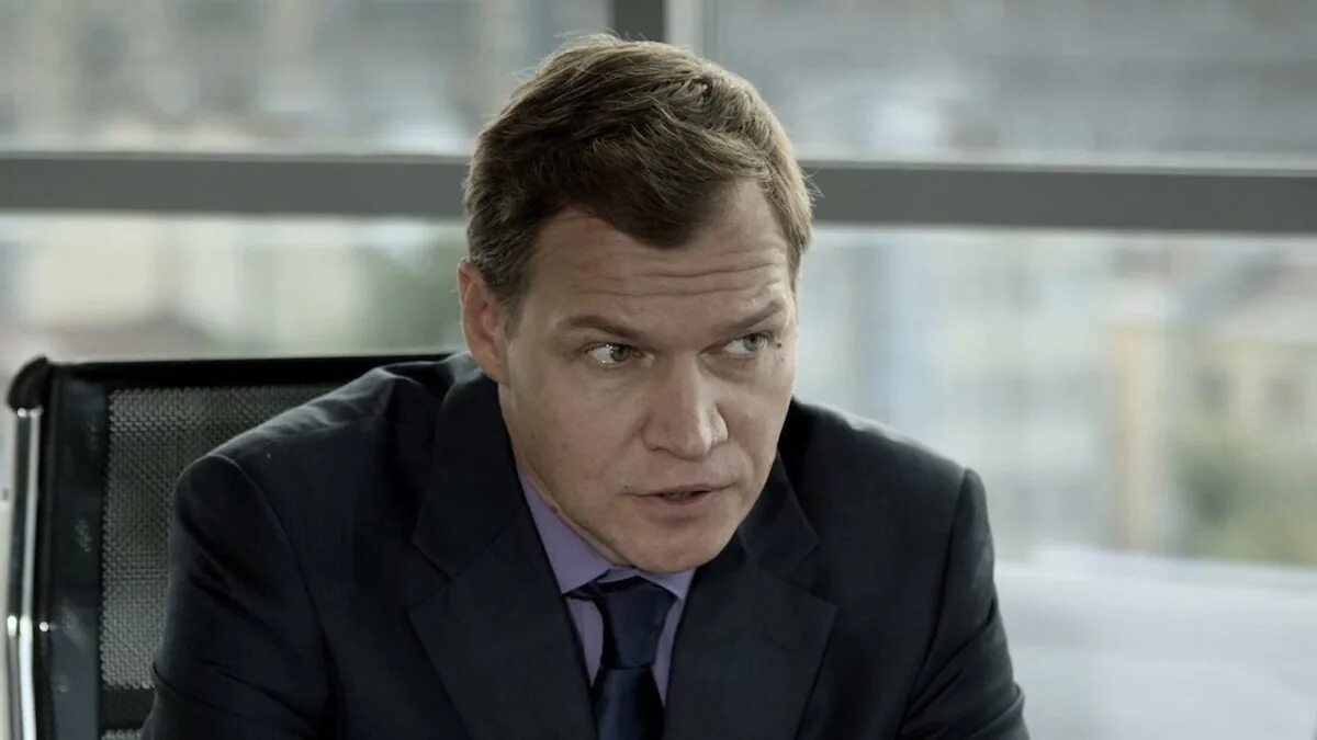 Дмитрий Сутырин - актёр - фильмография - Погоня за тремя зайцами (2015) - россий