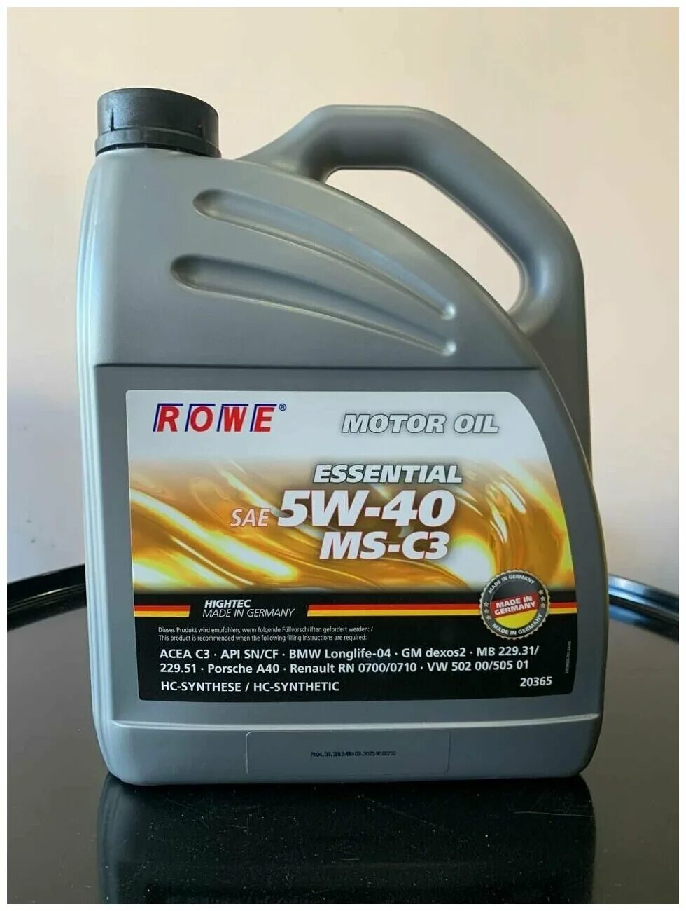 Масло rowe rs. Rowe 5w40 Asia. Rowe Essential SAE 5w-40. Rowe Essential 5w40. Моторное масло Rowe 5w40 синтетика.