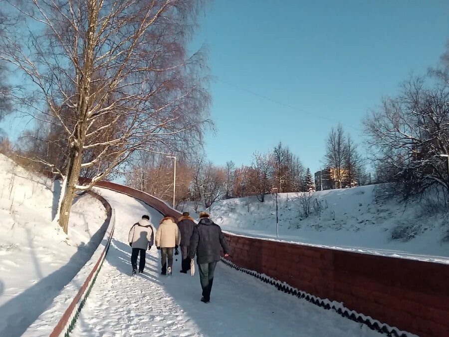Горки кострома. Парк креатив апраксино кострома. Самоковские горки кострома. Горки кострома. Снежная горка в костроме.