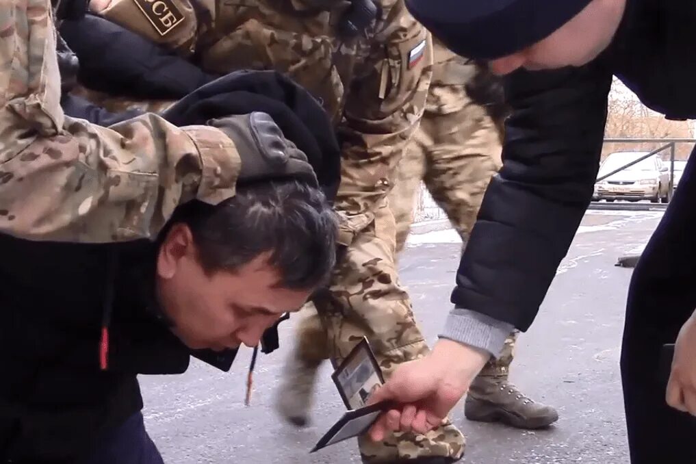 Незаконные действия граждан. Задержание иностранного гражданина. фсб задержала мигрантов.