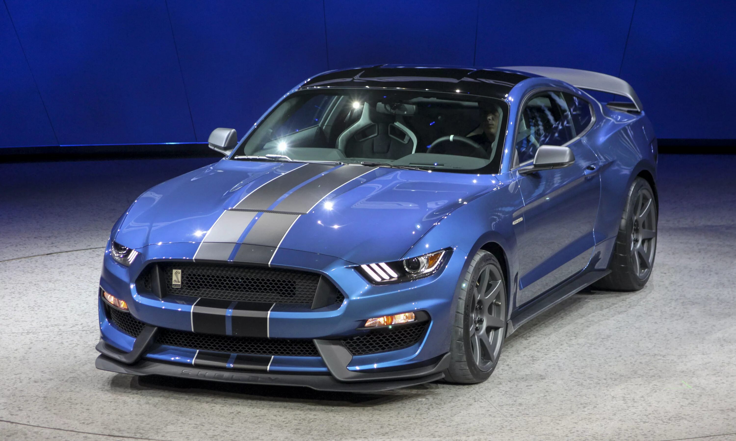 Mustang shelby gt. Форд Мустанг Shelby gt350r. Форд Мустанг Шелби gt 350 r. Ford Mustang Shelby gt350. Ford Mustang Shelby gt350r 2016.