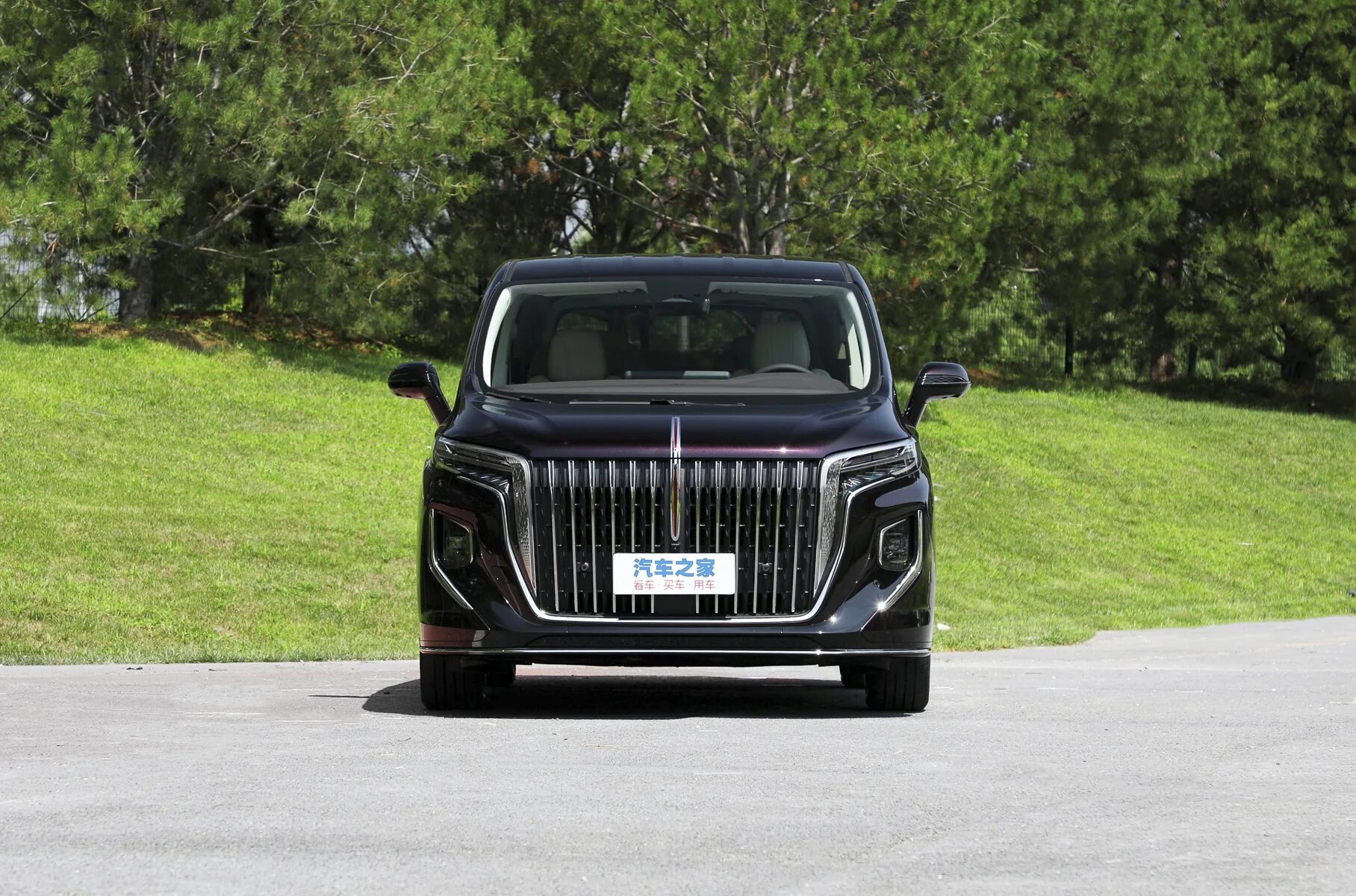 Hongqi hs3 deluxe. Hongqi e-hs9 2021. Hongqi hs3 deluxe. Hongqi hs5 2023. Hongqi минивэн hq9.