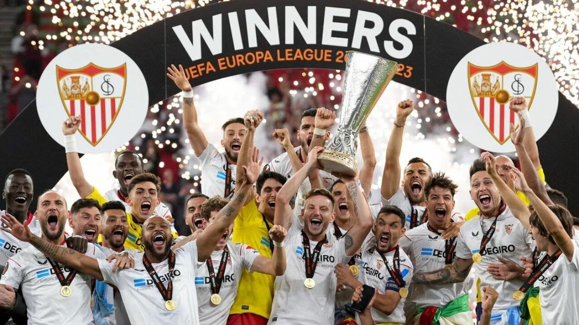 Кубок европы 2023. Финал Лиги Европы УЕФА 2022. Севилья лига Европы. Леа Европы.