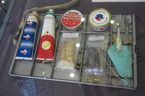 Картинка тюбик с едой космонавта для детей