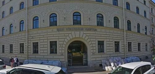 Почтамтская 5. Зеркальный дворик в санкт-петербурге почтамтская. Бизнес-центр «quattro corti» (санкт-петербург). Почтамтская 3-5 санкт-петербург. Зеркальный дворик на почтамтской.