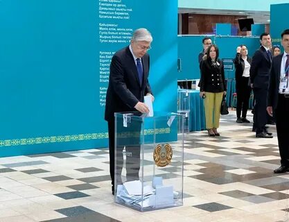 Токаев референдум