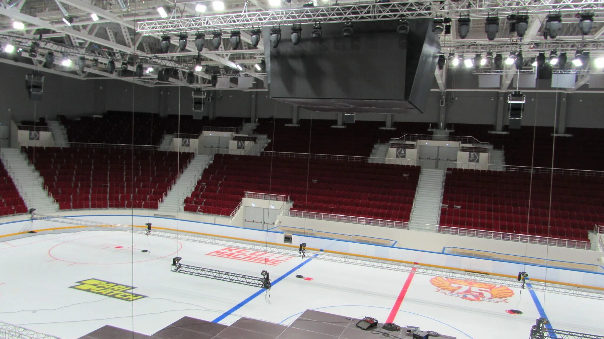 ледовый дворец самара места. цск ввс (дворец спорта, самара). ледовый дворец самара молодогвардейская. ледовый дворец спорта самара молодогвардейская. самарский ледовый дворец.