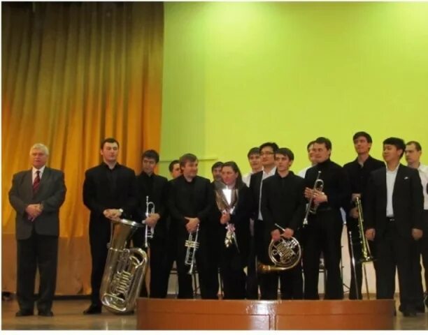 музыкальный колледж имени м и глинки. "оркестр +". музыкальный колледж имени м и глинки. и. музыкальная школа имени глинки новомосковск.