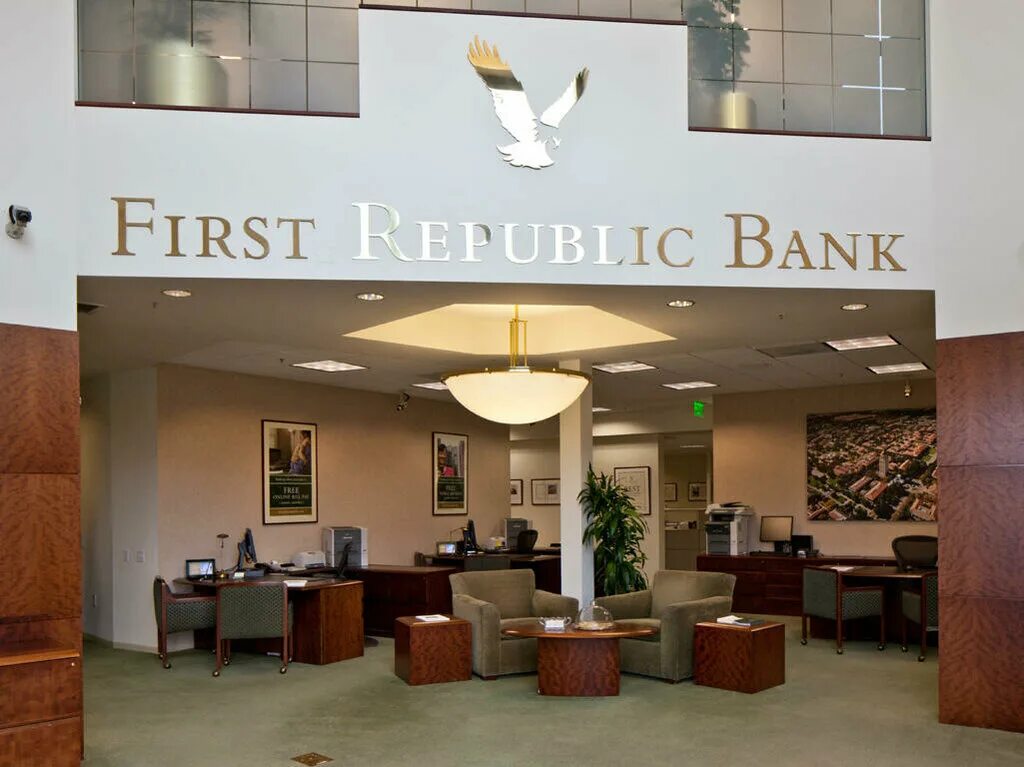 1 first bank. First Republic Bank. First Republic Bank искоьчен из SPTPP. First Republic Bank 16:9. Bankers fotos.
