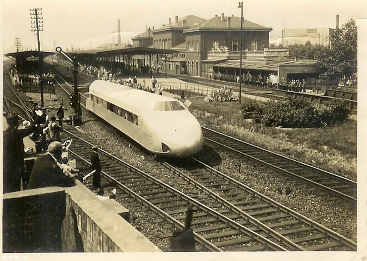 Рельсовый Цеппелин поезд. "Рельсовый Цеппелин", Берлин, 1931 год.. Локомотив "рельсовый Цеппелин". Железнодорожный Цеппелин.