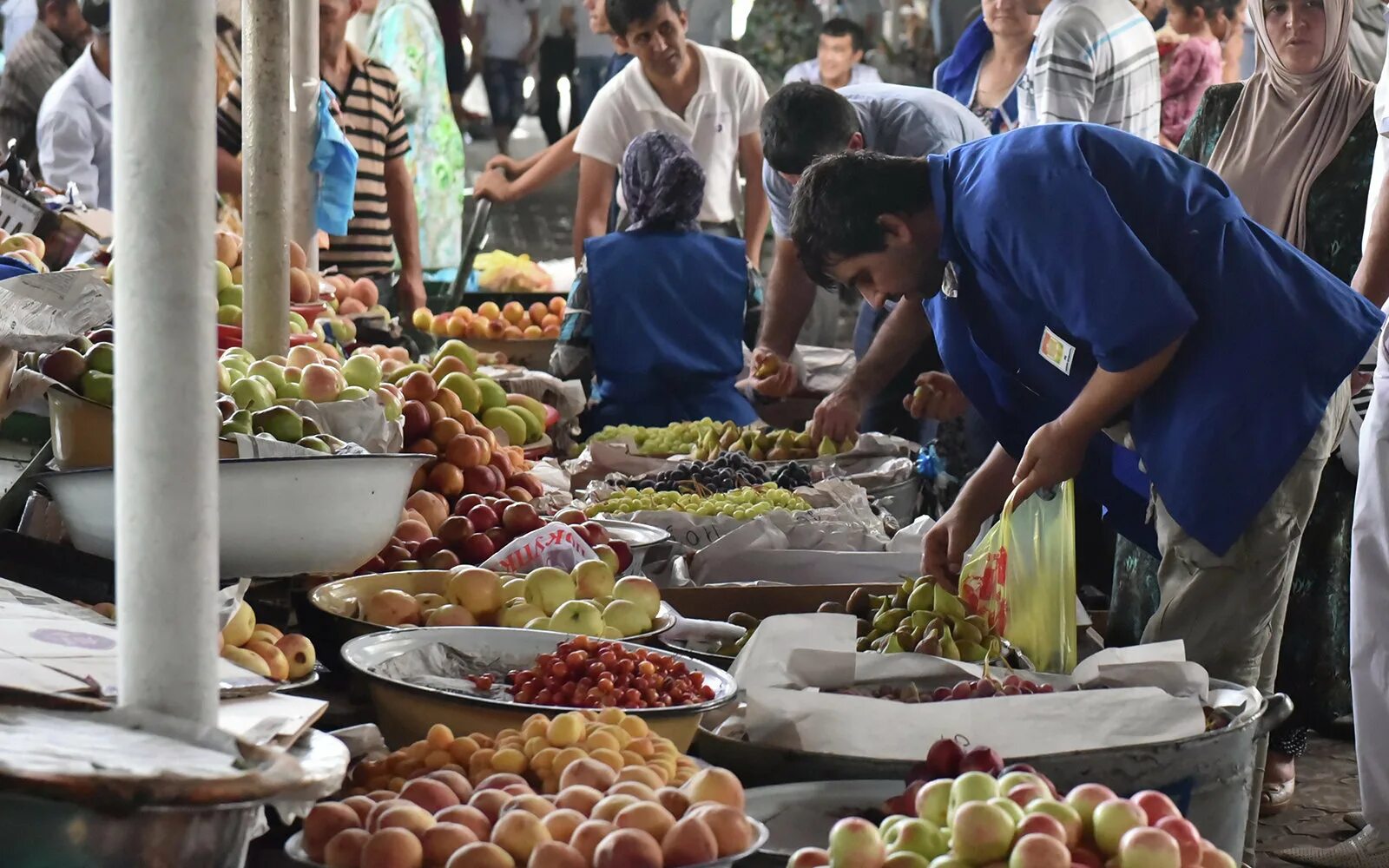Купол чорсу самарканд. Рынок чорсу в ташкенте. Bozor. Комбинат бозори. Узбекистан рынок чорсу.
