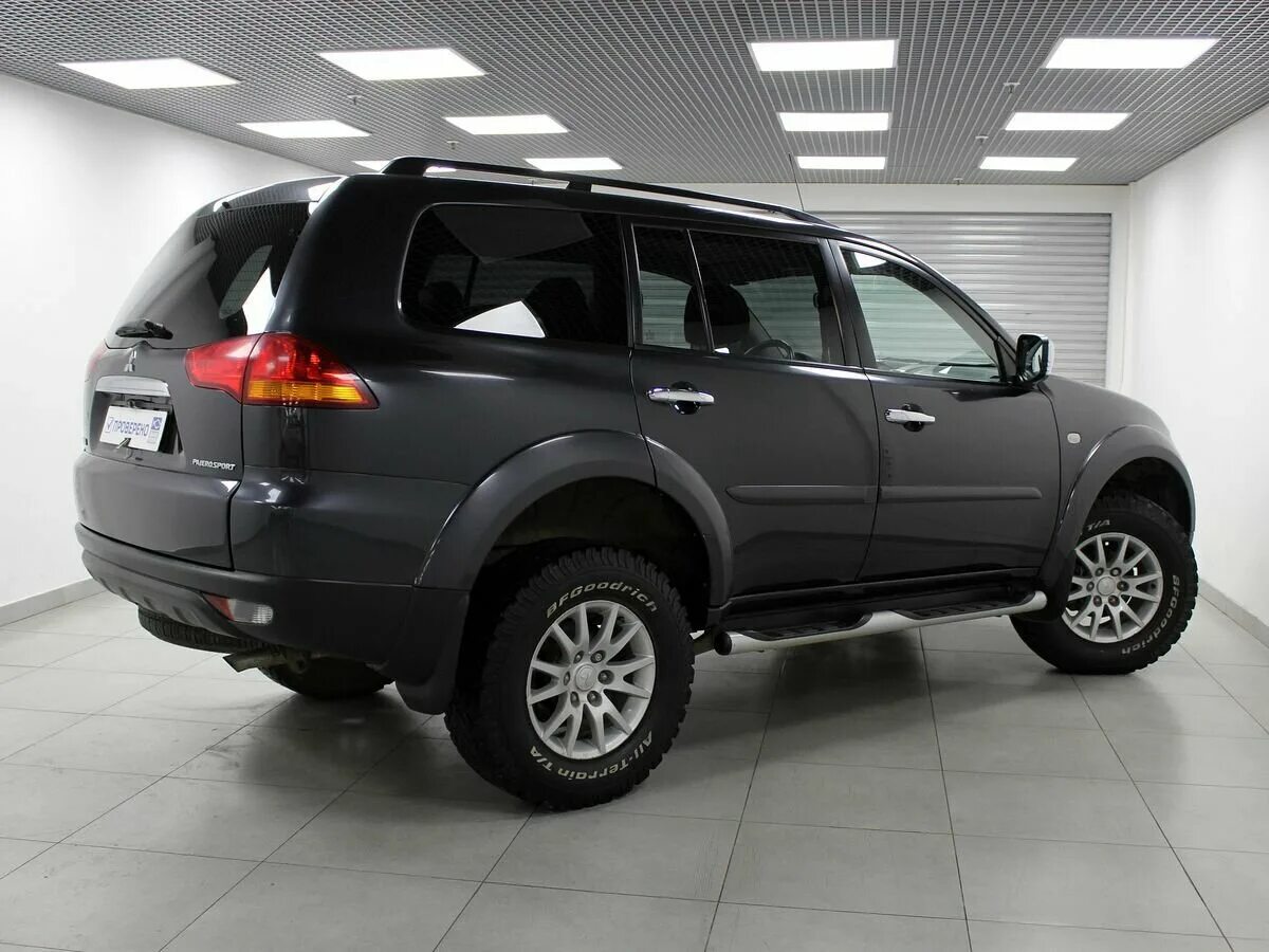 Pajero Sport 2 2011. Mitsubishi Pajero Sport 2 серый. Митсубиси Паджеро спорт 2 2.5 дизель. Мицубиси Паджеро спорт 2010.