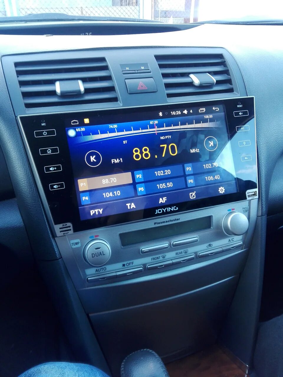 Как выглядит магнитола. Магнитола тойота камри 40. камри 40 2.4 магнитола. camry 3.5 2006 магнитола сток. 7 дюймов магнитола тойота камри.