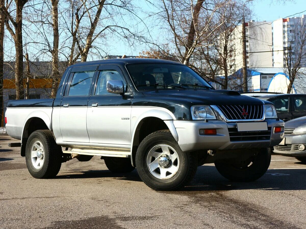 Mitsubishi l200 2005. Митсубиси л200 2004 года. Мицубиси l200 2006 г.в.дизель. Mitsubishi l200 2000 2.5 дизель. Мицубиси l200 2005г.