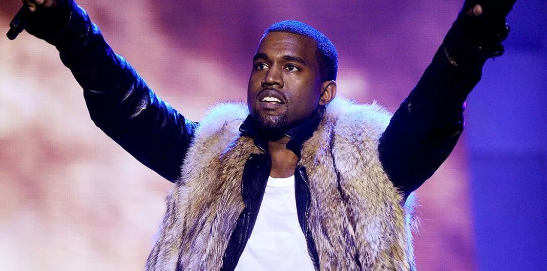 Kanye west 2000. Канье уэст на английском. Кэни уэст. Ц. Канье уэст на английском.