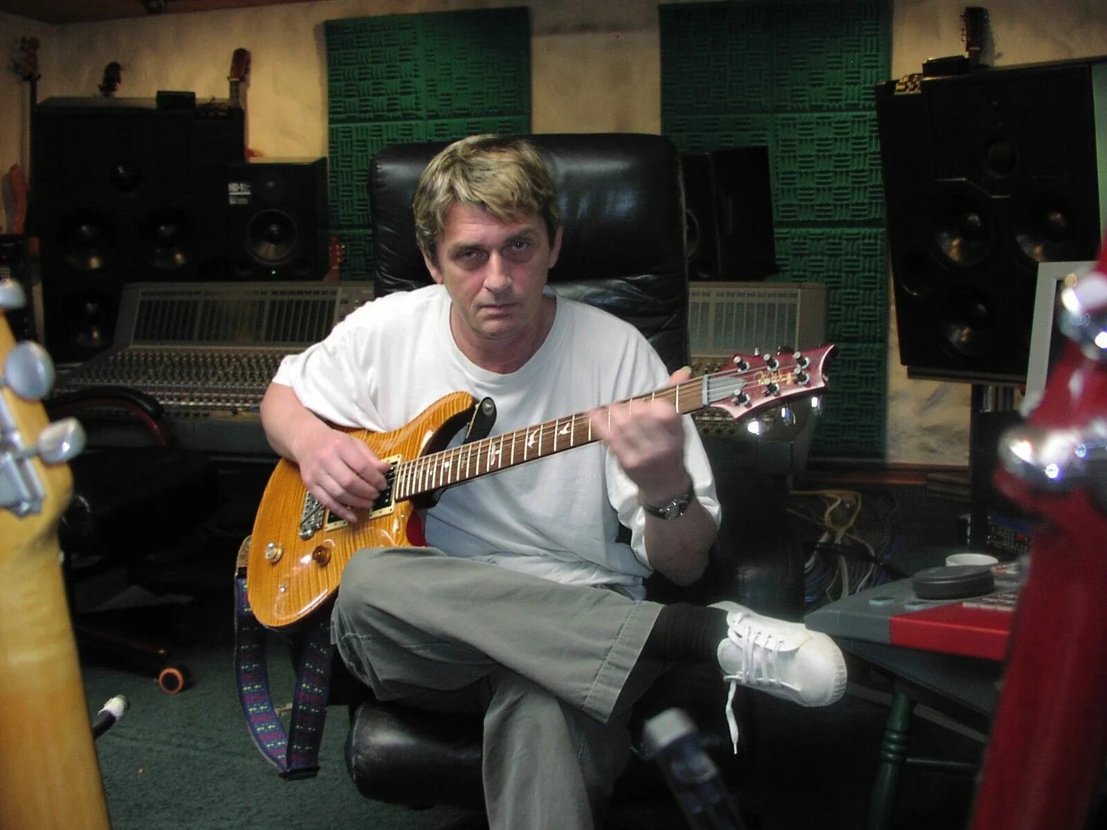 Mike oldfield. Евген олдфилд. майк олдфилд группа. mike oldfield 2025.