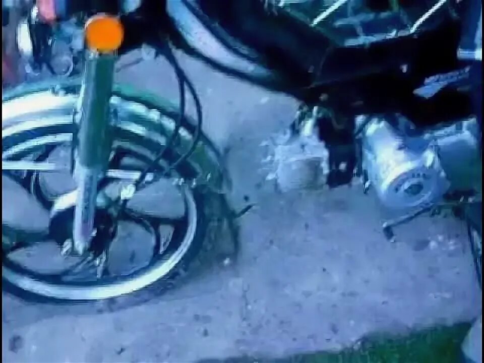 Мопед дергается. Карбюратор на стелс дельта 200. Мотор рига v50. Обороты на альфе. Мопед дергается.