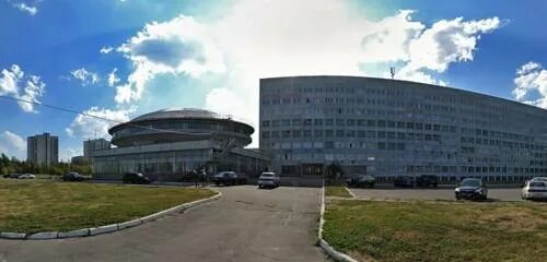 Ул северный венец 32 ульяновск. Улгту. Сквер северный венец ульяновск. Улгту северный венец. Тарелка улгту зал.