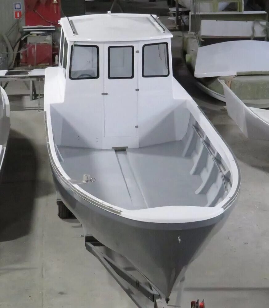 Варяг петрозаводск верфь. Петровская верфь переславль. Псковская лодочная верфь псков. Малое промысловое судно "мпс 10". Лодка верфь.