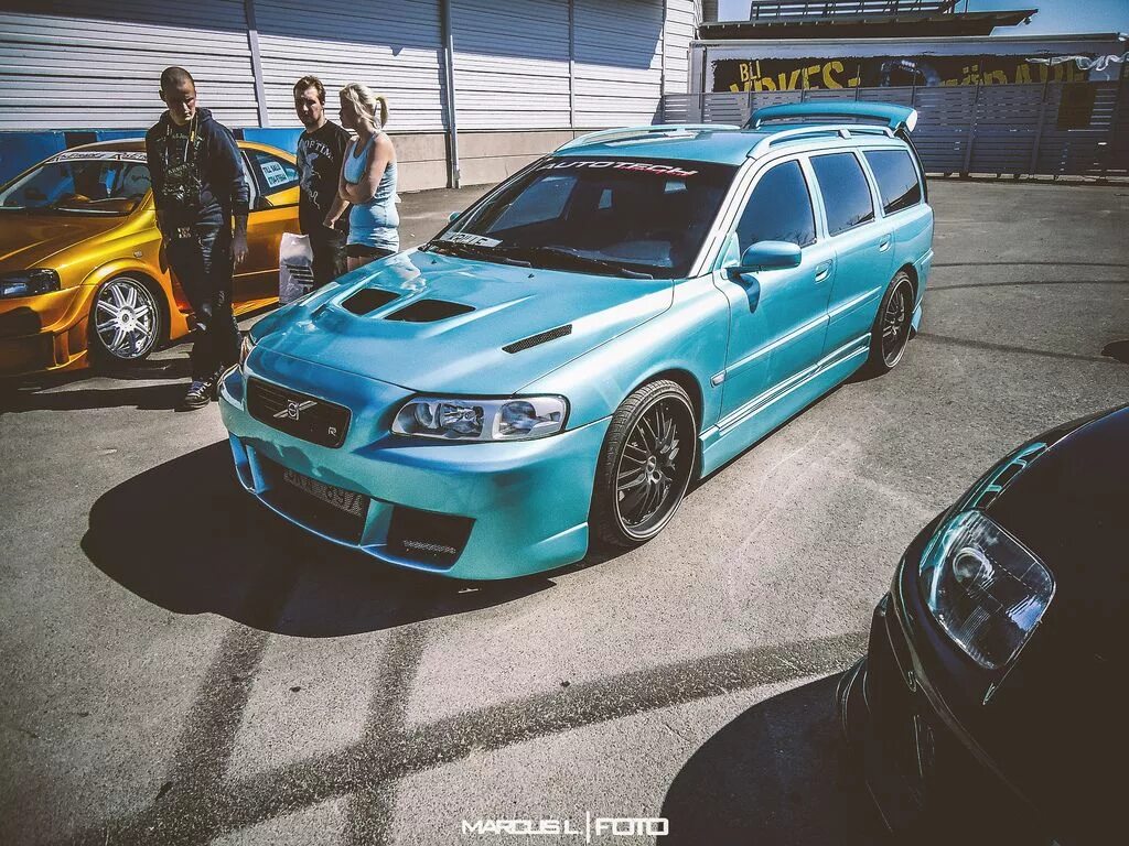 Volvo tune. Volvo v70 Tuning. Volvo v70 1 Tuning. Volvo c70 Tuning. Volvo xc70 Tuning stance.