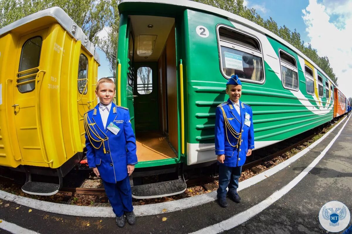 джд кемерово. станция юность свободненская детская железная дорога. путешествие с детьми на поезде. ржд московская джд. детские поезда ржд.