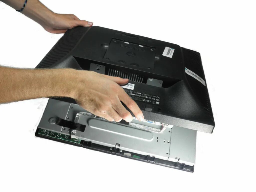 Разобранный телевизор. Разобранный монитор. Скайлер в графическом мониторе сломался. Benq 71g+разъемы ламп подсветки. Монитор внутри.