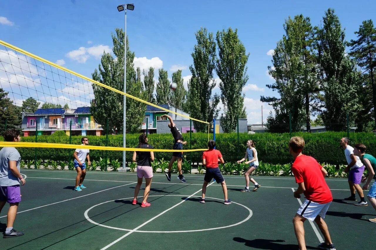 Сайт смарт кэмп. Smart camp (крым, евпатория). лагерь smart camp в крыму. крым смарт кэмп лагерь 2025.
