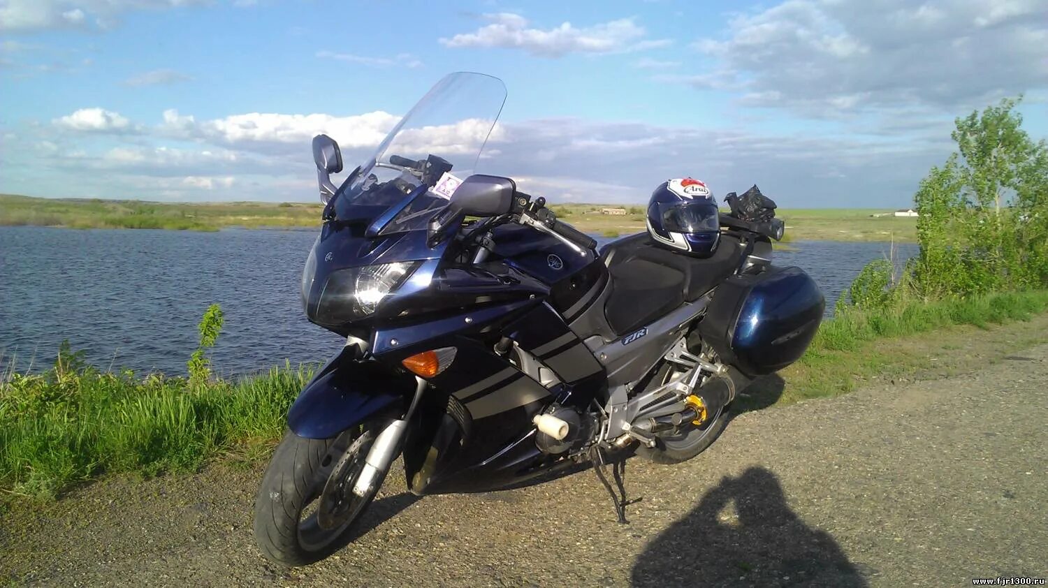 1300 это много. Honda cb1300 x4. Миллиард сколько нолуй. Кавасаки хаябуса 1300. 1300 это много.