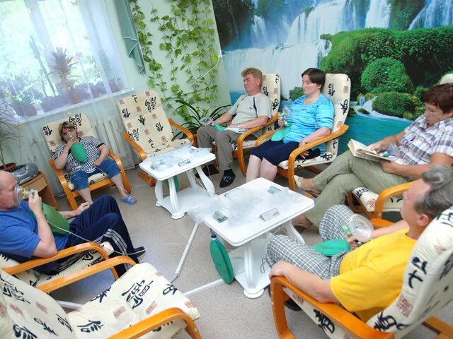Ароматерапия в санатории. Аэрофитотерапия что это такое в санатории. гипокситерапия горный воздух. аппарат для аэрофитотерапии.