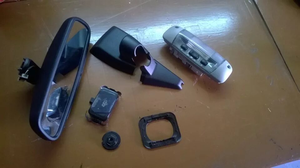 Как снять зеркало фф2