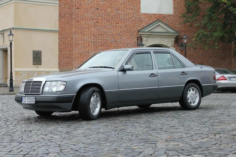 проблемы 124. легендарные кузова мерседес. проблемы 124. Mercedes w124 1991. мерседес 124 1989.