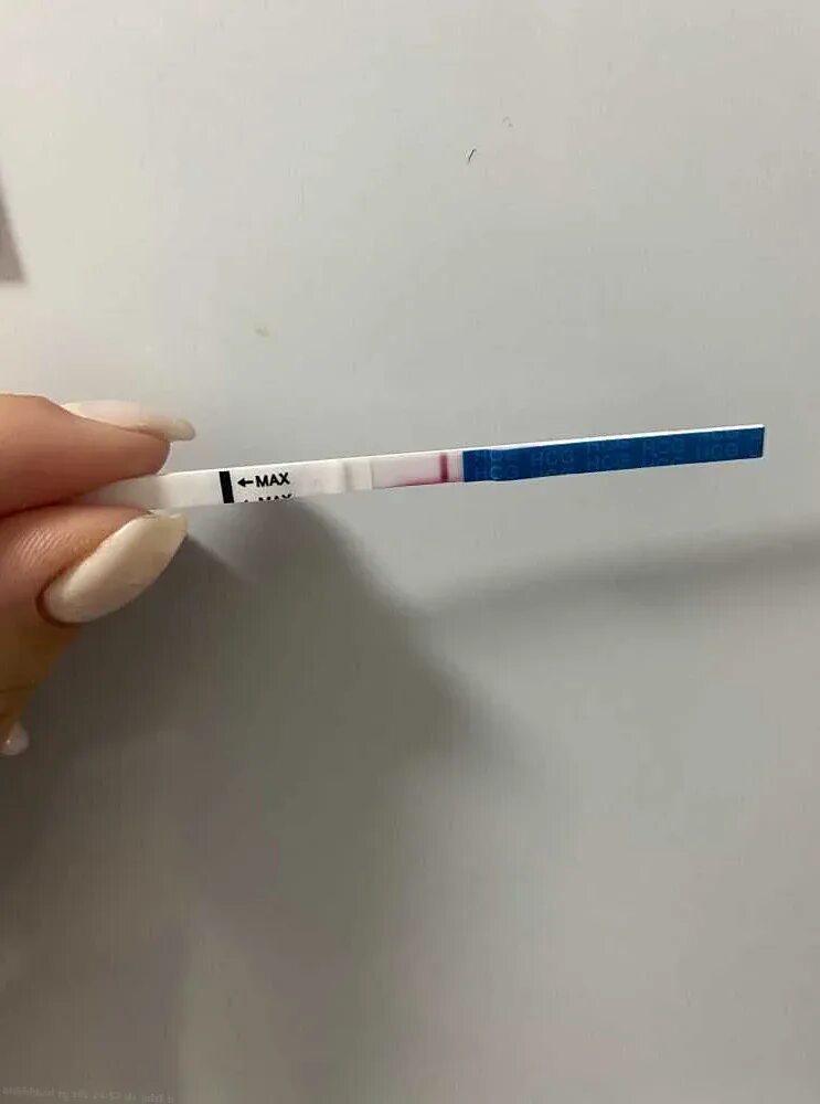 7 дней задержки месячных тест. Задержка 7 дней тест отрицательный. 9 дней задержки тест слабоположительный. 10 дней задержки тест слабоположительный. Может ли быть задержка 9 дней.