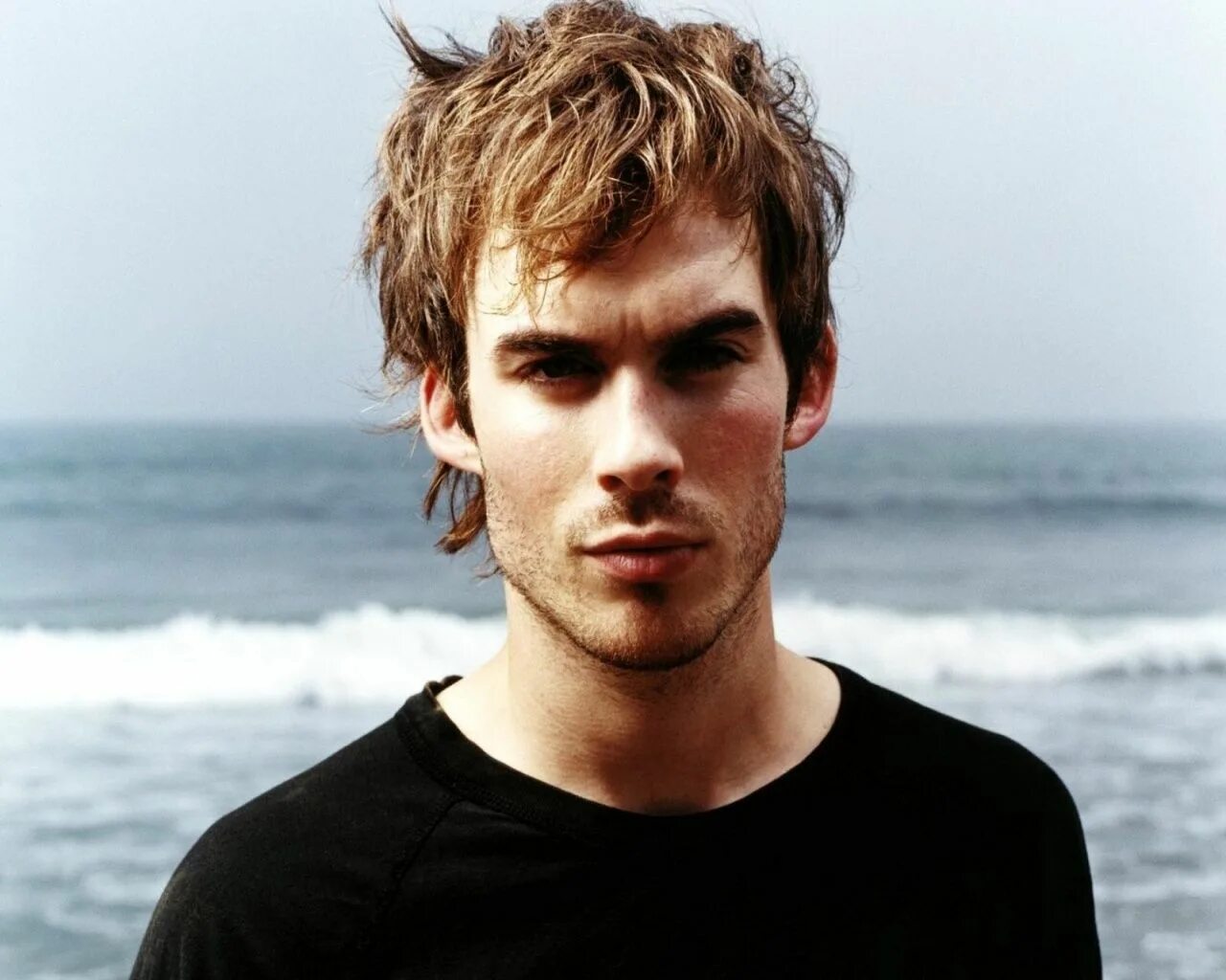 Йен сомерхолдер улыбка. Ian hecox. Компакт-диск brown ian ripples. Йен сомерхолдер фото. Йен сомерхолдер ухмылка.