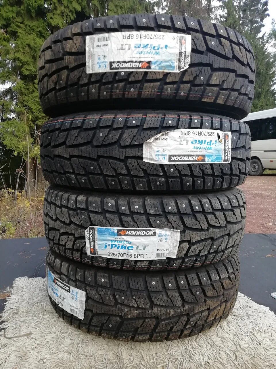 Колесо Sprinter 225/70 15r шип. Шины Спринтер 225 70 15. 225/70/15с лето Landsail. Шины 15 Спринтер.