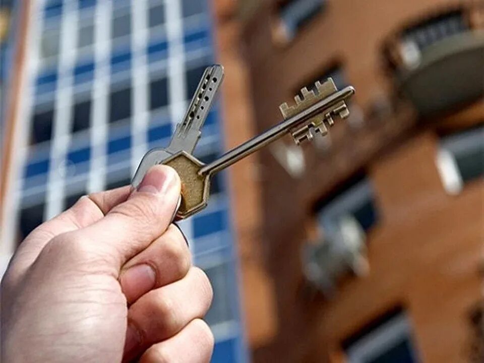 Ключи от квартиры. Ключи от новой квартиры. Жилье ключи. Ключи от квартиры фото.