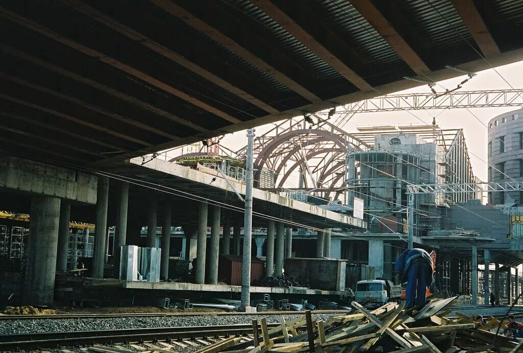 ладожский вокзал строится 2002. ладожский вокзал санкт-петербург. ладожский вокзал питер. строительство ладожского вокзала. ладожский вокзал санкт-петербург.