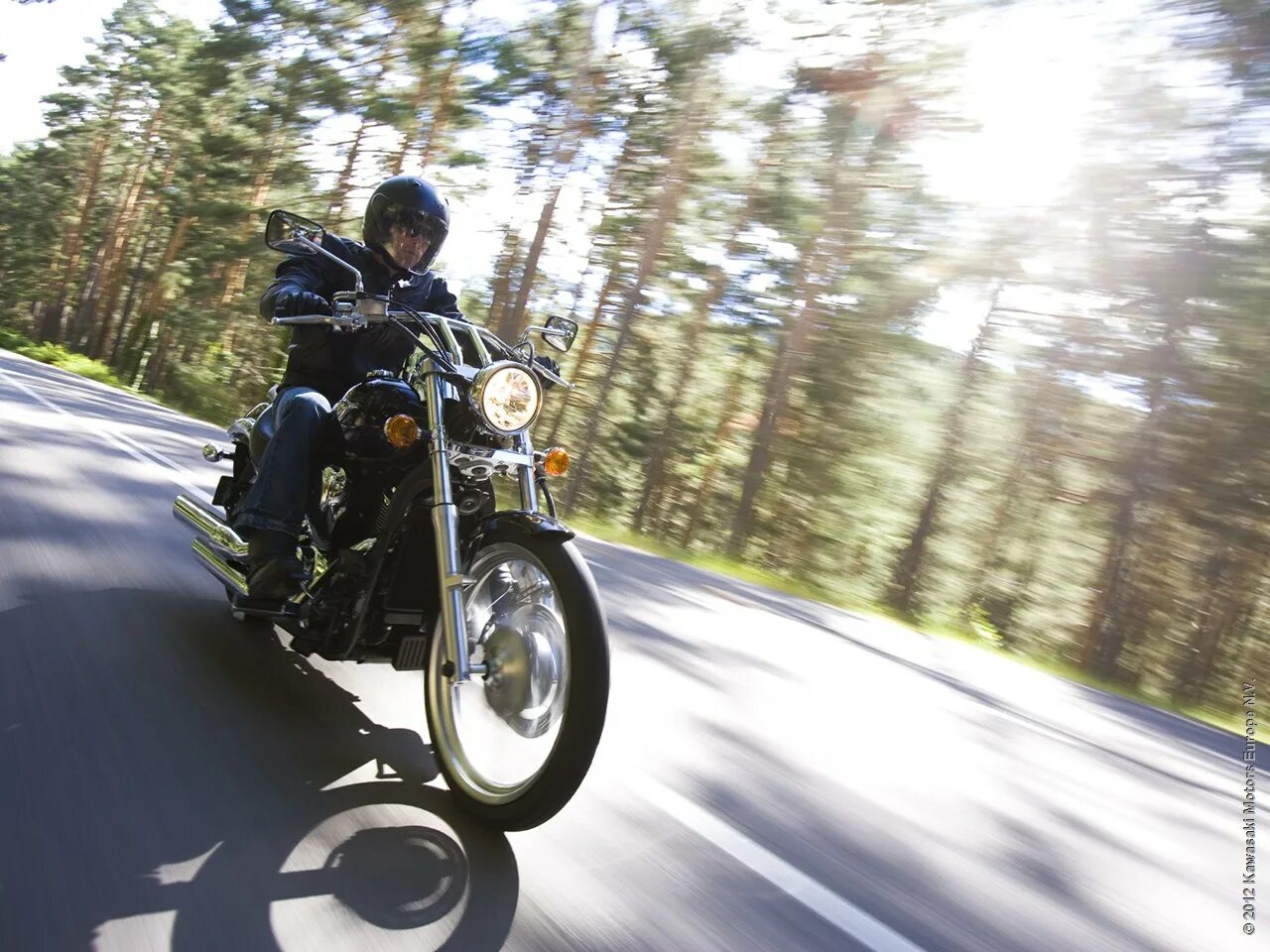 Мотоцикл для дорог общего пользования. Kawasaki vn900 custom. кавасаки круизер 900. мотоциклы кавасаки круизеры. кастом круизер мотоцикл.