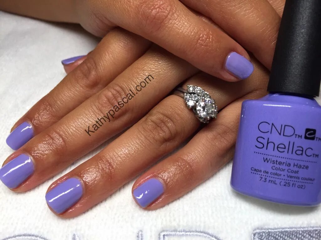 Какие цвета шеллака. Cnd shellac wisteria haze. гелевое покрытие cnd shellac wisteria haze. гелевое покрытие cnd shellac chance taker #372. бутылочный цвета шеллака.