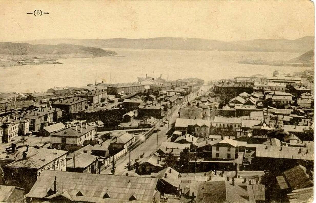 Первая 3 владивосток. Основание города Владивосток. Приморский край в 20 веке. Владивосток старый город. Владивосток 1880 год.